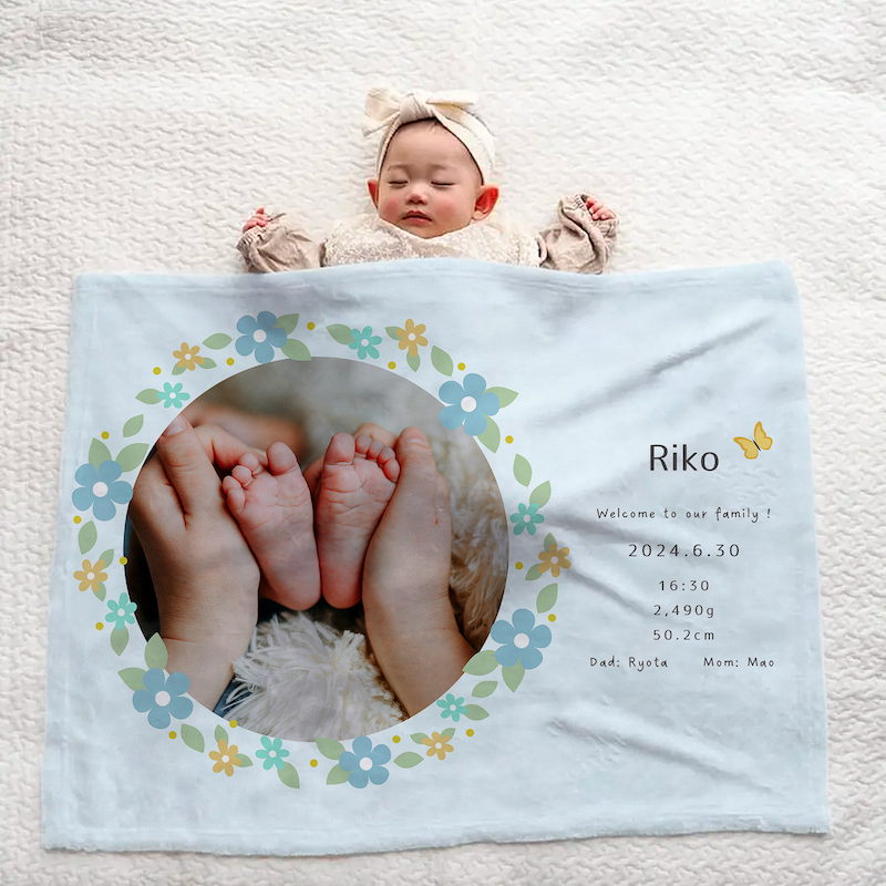 出産祝いに 写真と名前で作る大判ブランケット 女の子 男の子 赤ちゃん ベイビー★ 最高のギフト★ ライトブルーの花輪 10/05