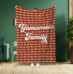 将图片加载到图库查看器，オーダーメイド 家族名前入りブランケット 膝掛け　ひざ掛け  誕生日ギフト 敬老の日 米寿 還暦 母の日 父の日 じいじ ばーさん - 49下地色 - FAMILY
